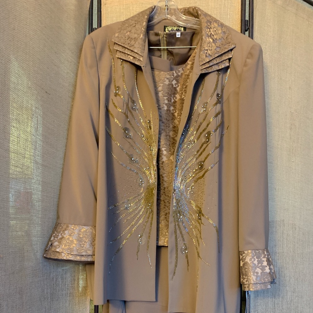 Lovely Women’s Champagne Italy Suit